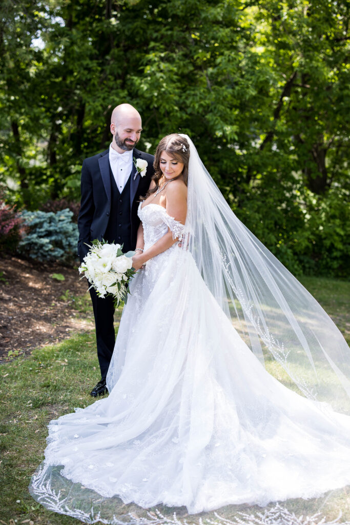 A bride and groom at a wedding venue in Saratoga Springs in upstate NY