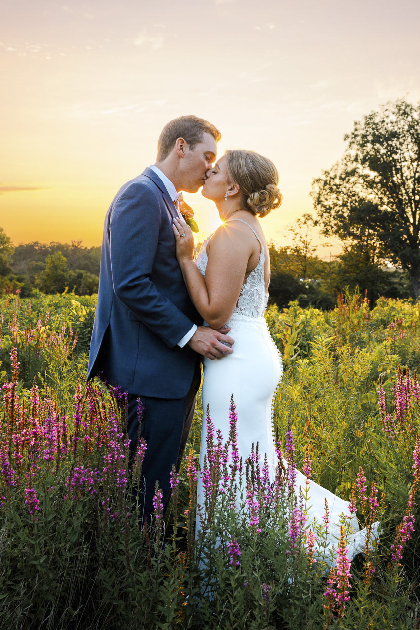 Photos from a wedding at the Fairways of Halfmoon, a unique wedding venue near Albany by Saratoga Springs wedding photographer Caitlin Miller