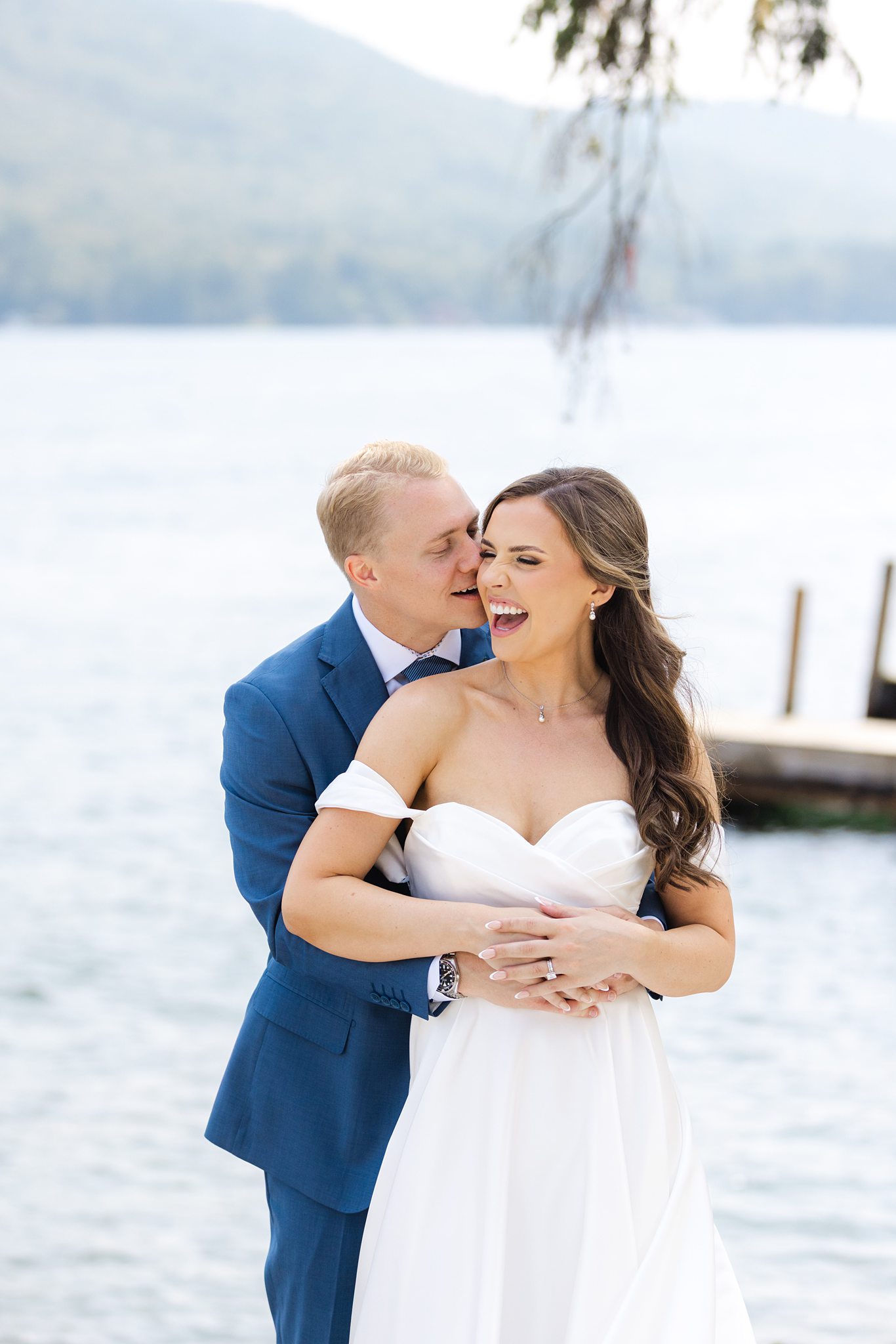 Elegant couples portraits on the water at the Inn at Erlowest